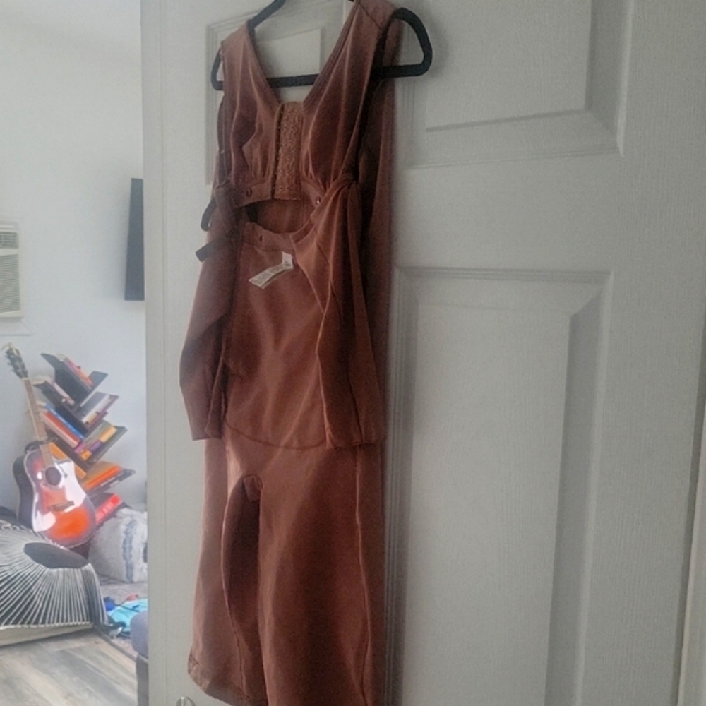 Compression Wear - Picture 4 of 7